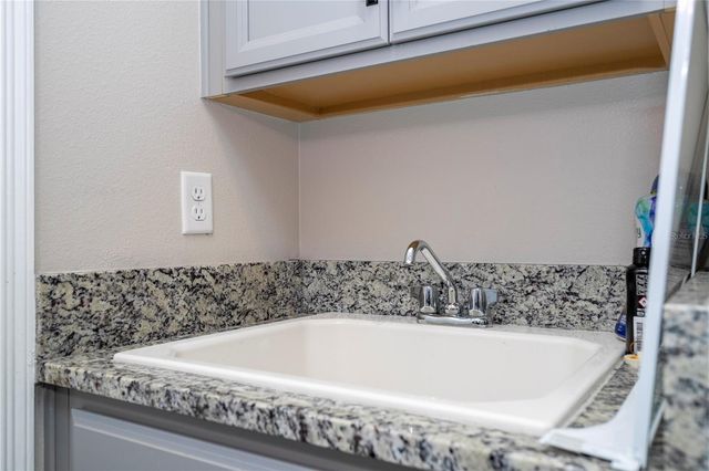 10431 SIDDINGTON DRIVE, Orlando, FL 32832