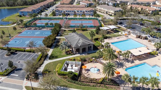 10431 SIDDINGTON DRIVE, Orlando, FL 32832