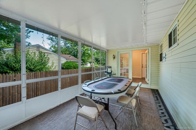 84 Oneida Avenue, South Setauket, NY 11720