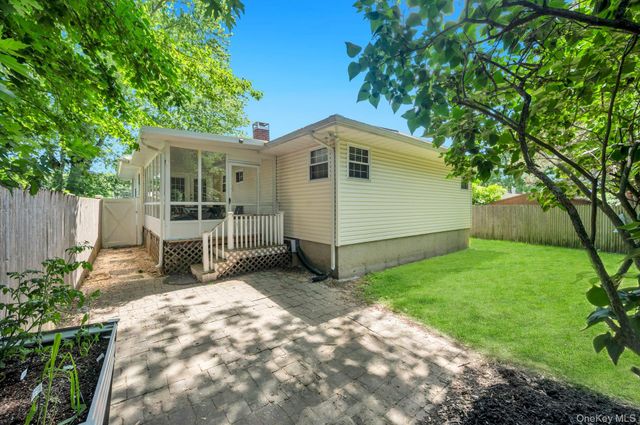 84 Oneida Avenue, South Setauket, NY 11720