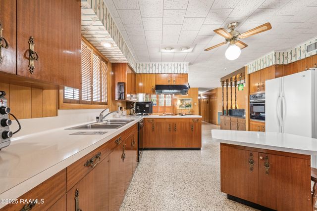 209 Robert Drive, Lafayette, LA 70506