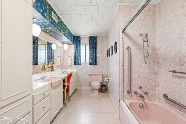 209 Robert Drive, Lafayette, LA 70506