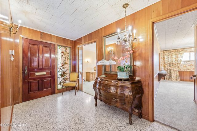 209 Robert Drive, Lafayette, LA 70506