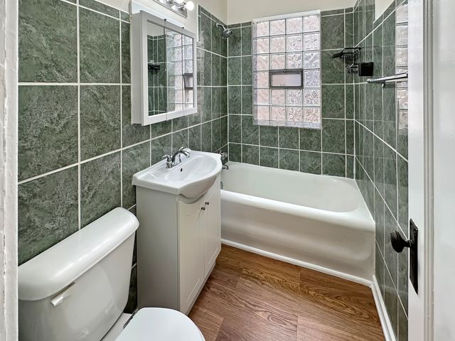 5244 W Altgeld Street 2, Chicago, IL 60639