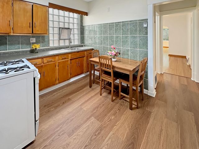 5244 W Altgeld Street 2, Chicago, IL 60639