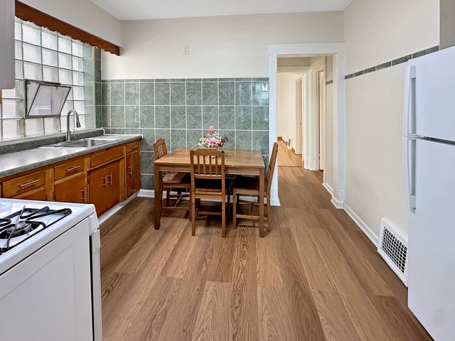 5244 W Altgeld Street 2, Chicago, IL 60639