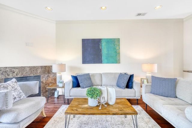 809 Lippert Place, Santa Clara, CA 95050