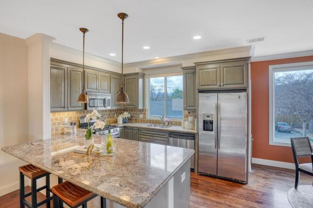 809 Lippert Place, Santa Clara, CA 95050