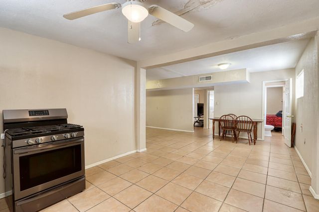 965 BENNETT Place, El Paso, TX 79907
