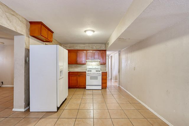 965 BENNETT Place, El Paso, TX 79907