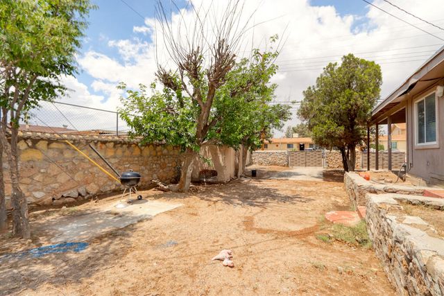965 BENNETT Place, El Paso, TX 79907