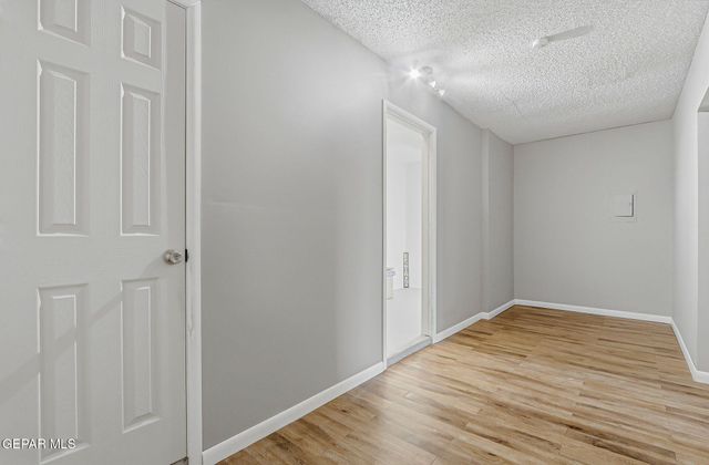 14865 HOLDEN Road, El Paso, TX 79928