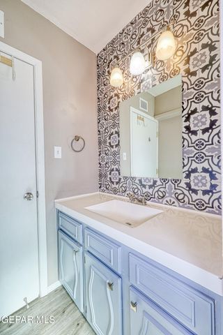 14865 HOLDEN Road, El Paso, TX 79928