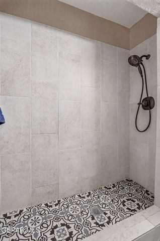 14865 HOLDEN Road, El Paso, TX 79928