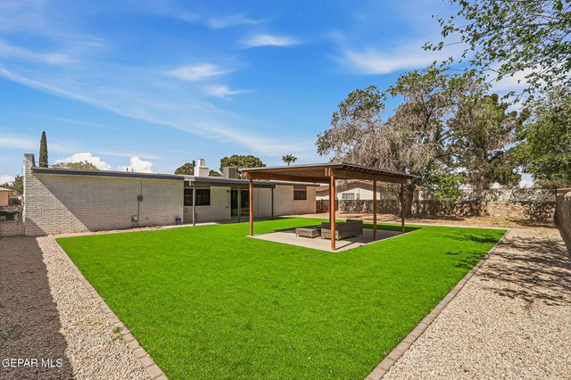 14865 HOLDEN Road, El Paso, TX 79928