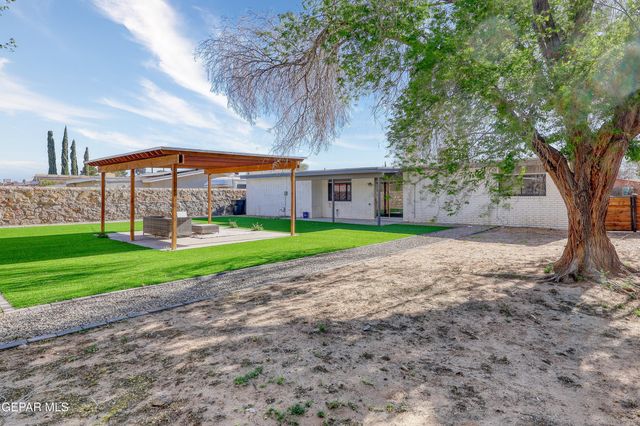 14865 HOLDEN Road, El Paso, TX 79928