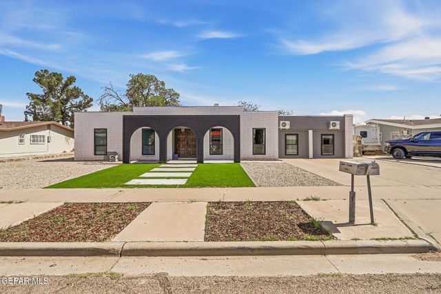 14865 HOLDEN Road, El Paso, TX 79928