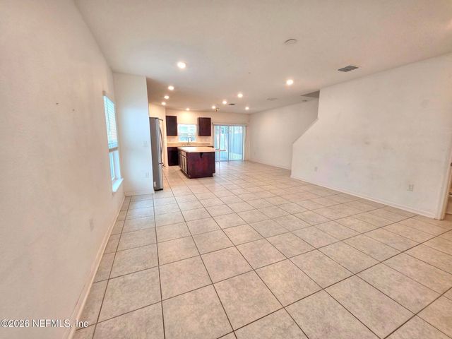 734 BENT BAUM Road, Jacksonville, FL 32205