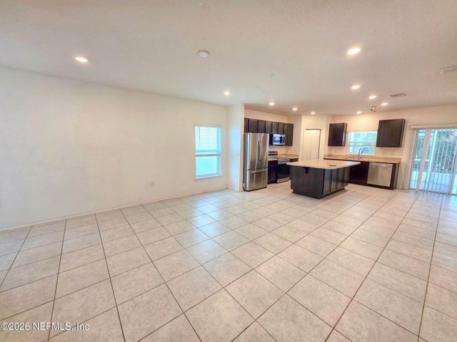 734 BENT BAUM Road, Jacksonville, FL 32205