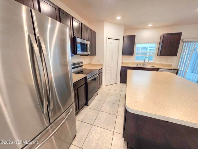 734 BENT BAUM Road, Jacksonville, FL 32205