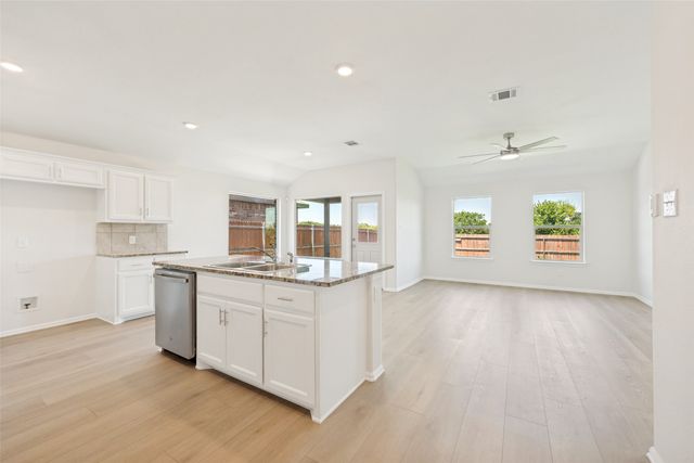 857 Watson Way, Crowley, TX 76036