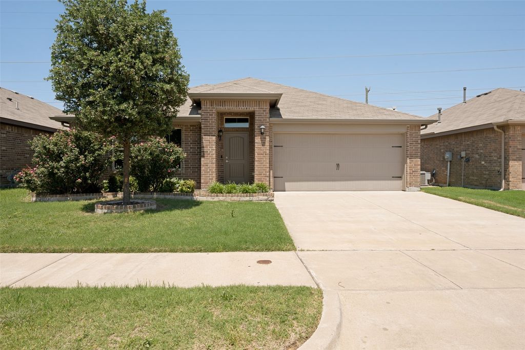 857 Watson Way, Crowley, TX 76036