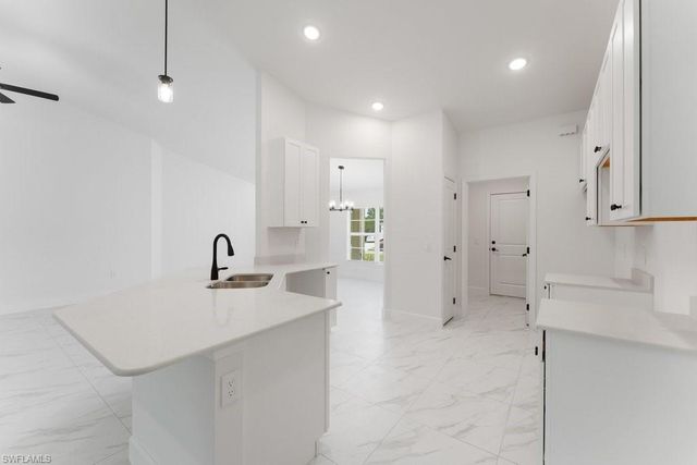 1042 Cheney AVE S, Lehigh Acres, FL 33974