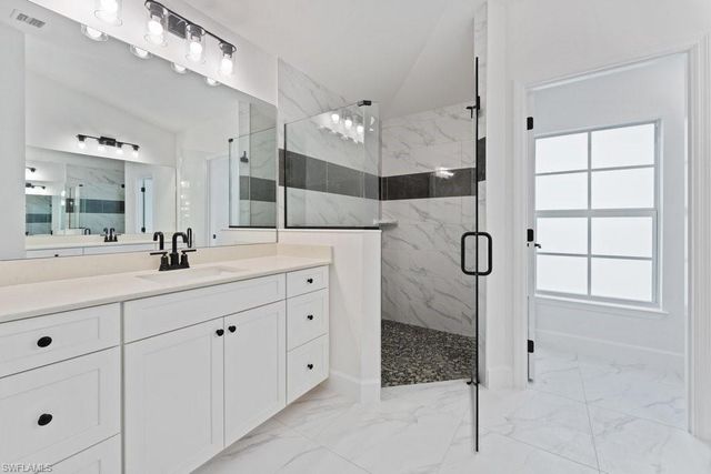 1042 Cheney AVE S, Lehigh Acres, FL 33974