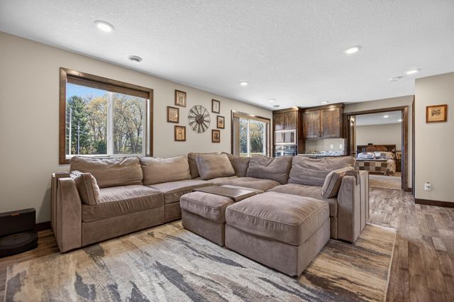 25695 Euclid Avenue, Wyoming, MN 55092
