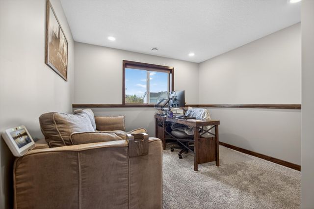 25695 Euclid Avenue, Wyoming, MN 55092