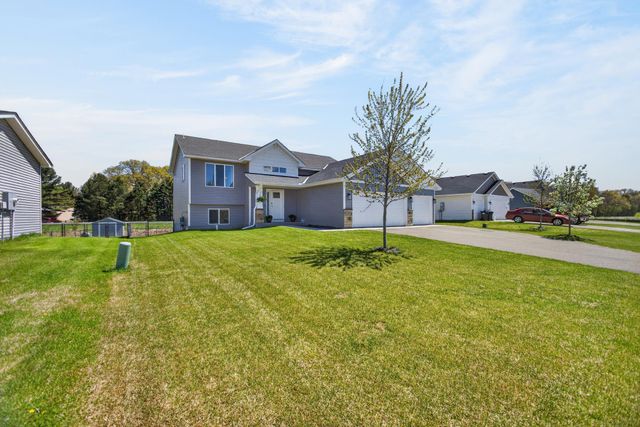 25695 Euclid Avenue, Wyoming, MN 55092