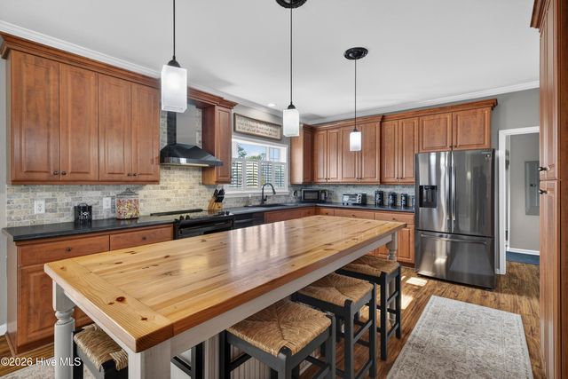 613 Long Leaf Acres Drive, Wilmington, NC 28405