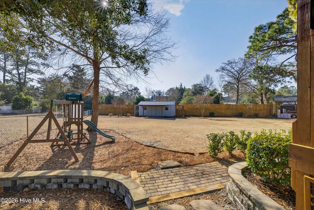 613 Long Leaf Acres Drive, Wilmington, NC 28405