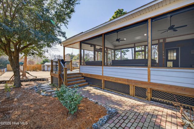 613 Long Leaf Acres Drive, Wilmington, NC 28405