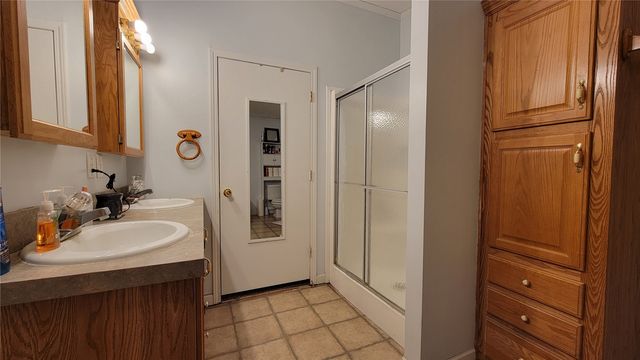 422 S Jackson Street, Lisbon, IA 52253