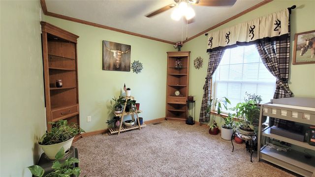 422 S Jackson Street, Lisbon, IA 52253