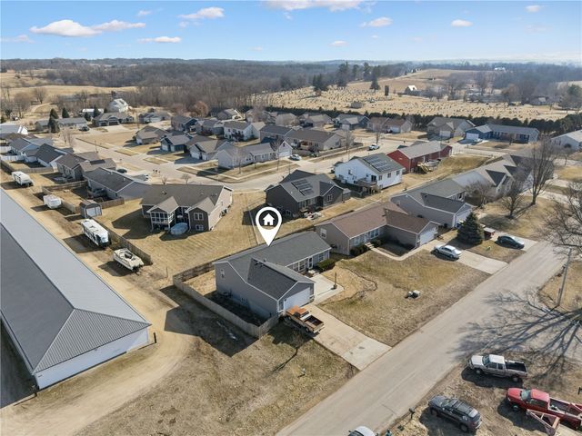 422 S Jackson Street, Lisbon, IA 52253