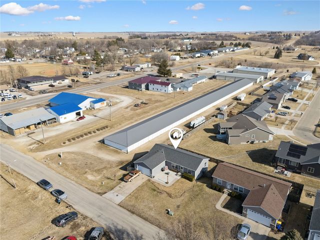 422 S Jackson Street, Lisbon, IA 52253