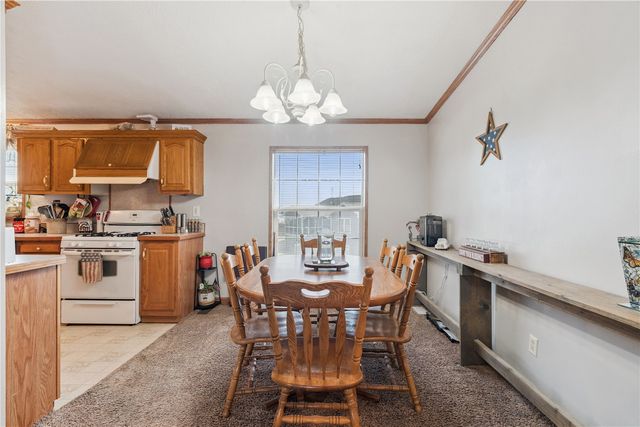 422 S Jackson Street, Lisbon, IA 52253