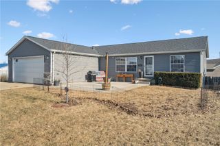 422 S Jackson Street, Lisbon, IA 52253