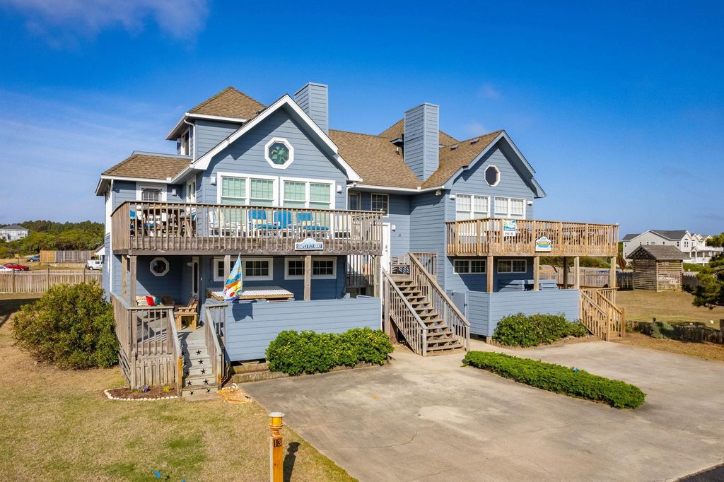 Image 1 of property listing at 13 Pelican Watch Way Lot 12, Southern Shores, NC 27949