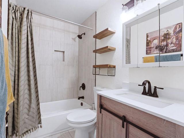 3236 White Ave Apt 1, Clifton, CO 81520