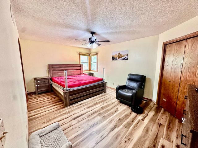 10008 W 20th St N, Wichita, KS 67212