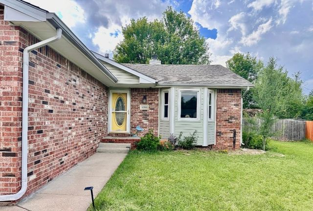 10008 W 20th St N, Wichita, KS 67212