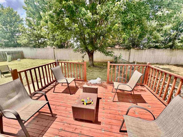 10008 W 20th St N, Wichita, KS 67212