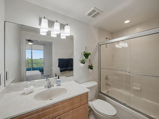 2600 SW 27th Avenue 603, Miami, FL 33133