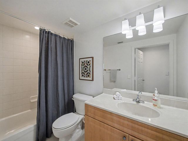 2600 SW 27th Avenue 603, Miami, FL 33133