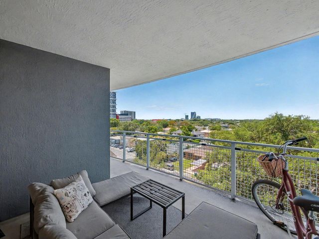 2600 SW 27th Avenue 603, Miami, FL 33133