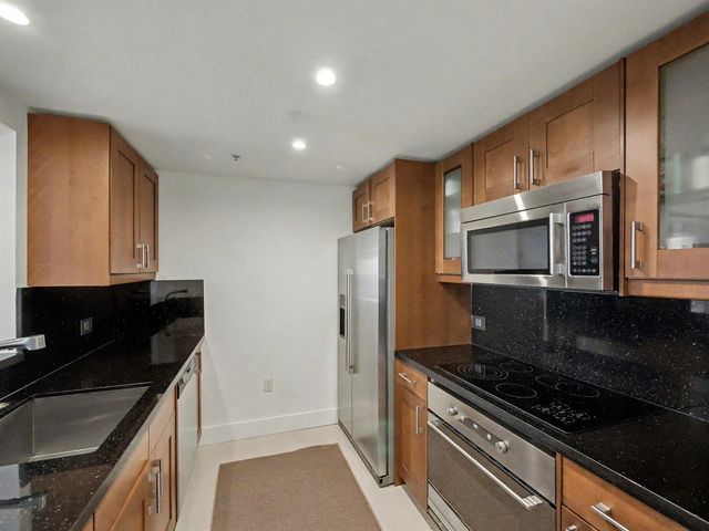 2600 SW 27th Avenue 603, Miami, FL 33133