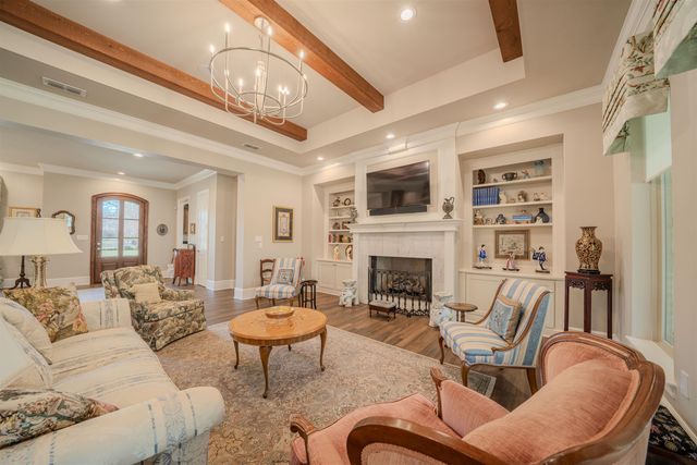 110 Bella Terra, Longview, TX 75605